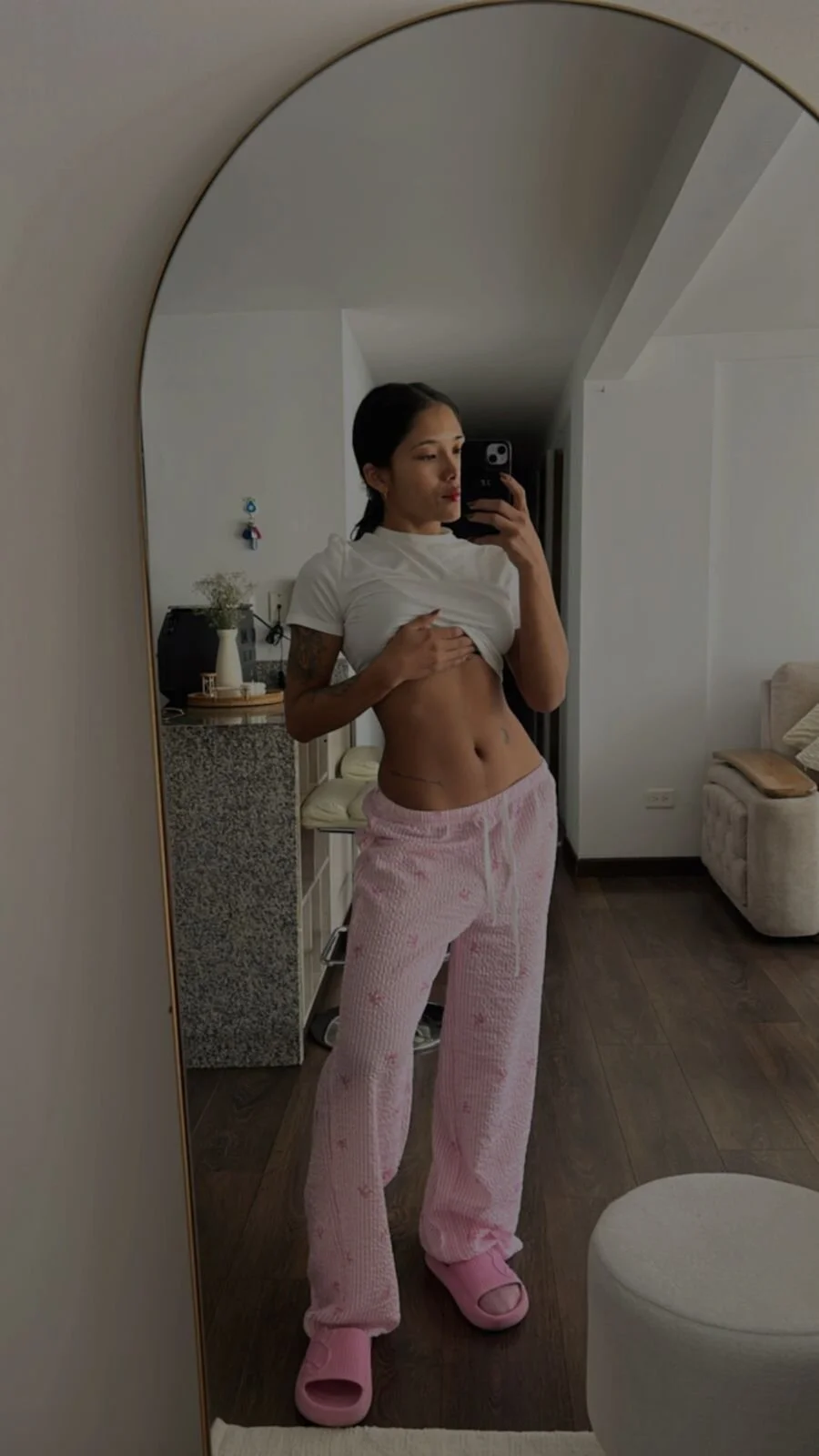 XXX Porn Photo of Nude violeth____ 2