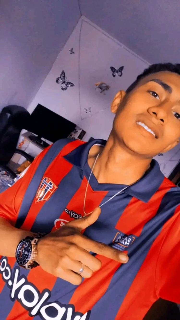 XXX Porn Photo of Nude negrito_sexxxo 9