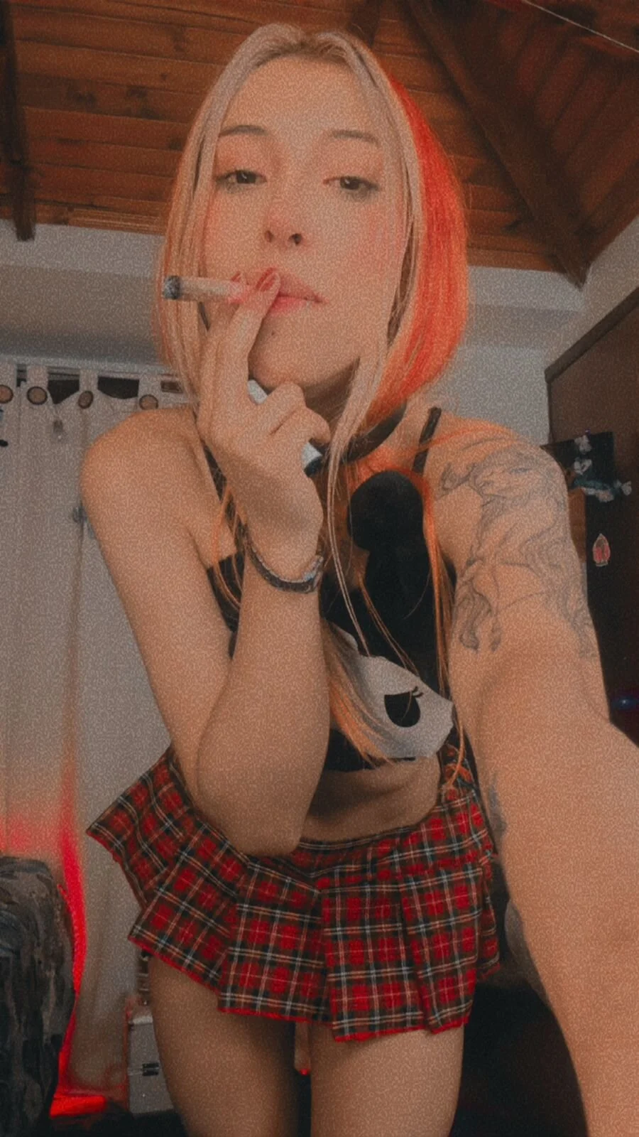 XXX Porn Photo of Nude cuteweed420 37