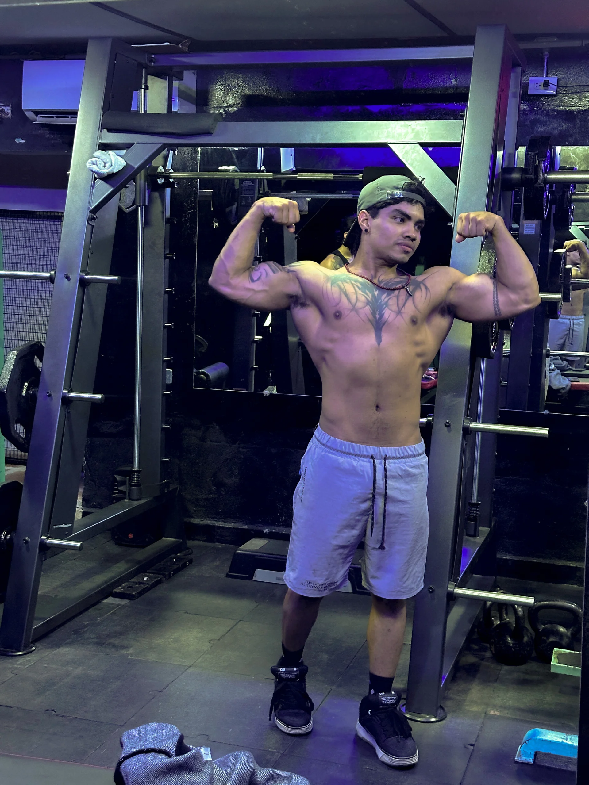 XXX Porn Photo of Nude Young_laroi 2