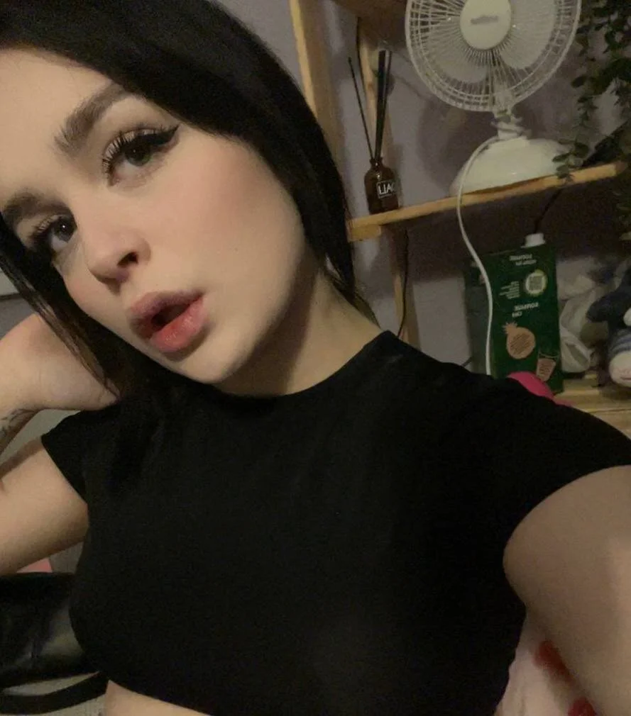 XXX Porn Photo of Nude PixeMixy 6