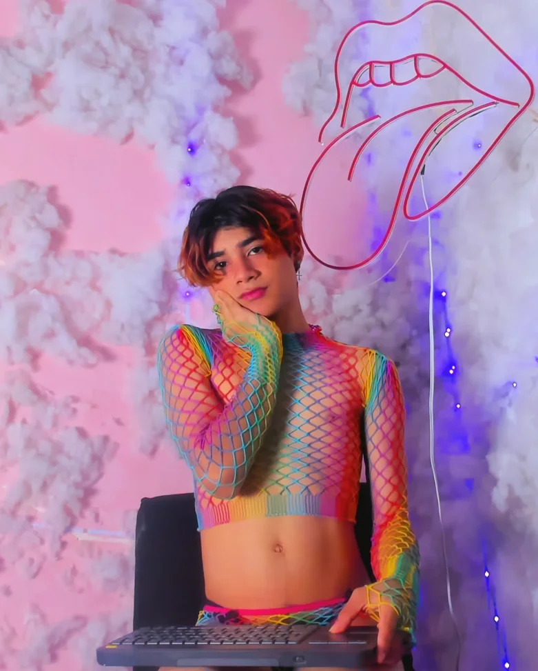 XXX Porn Photo of Nude Leo_Glow 150