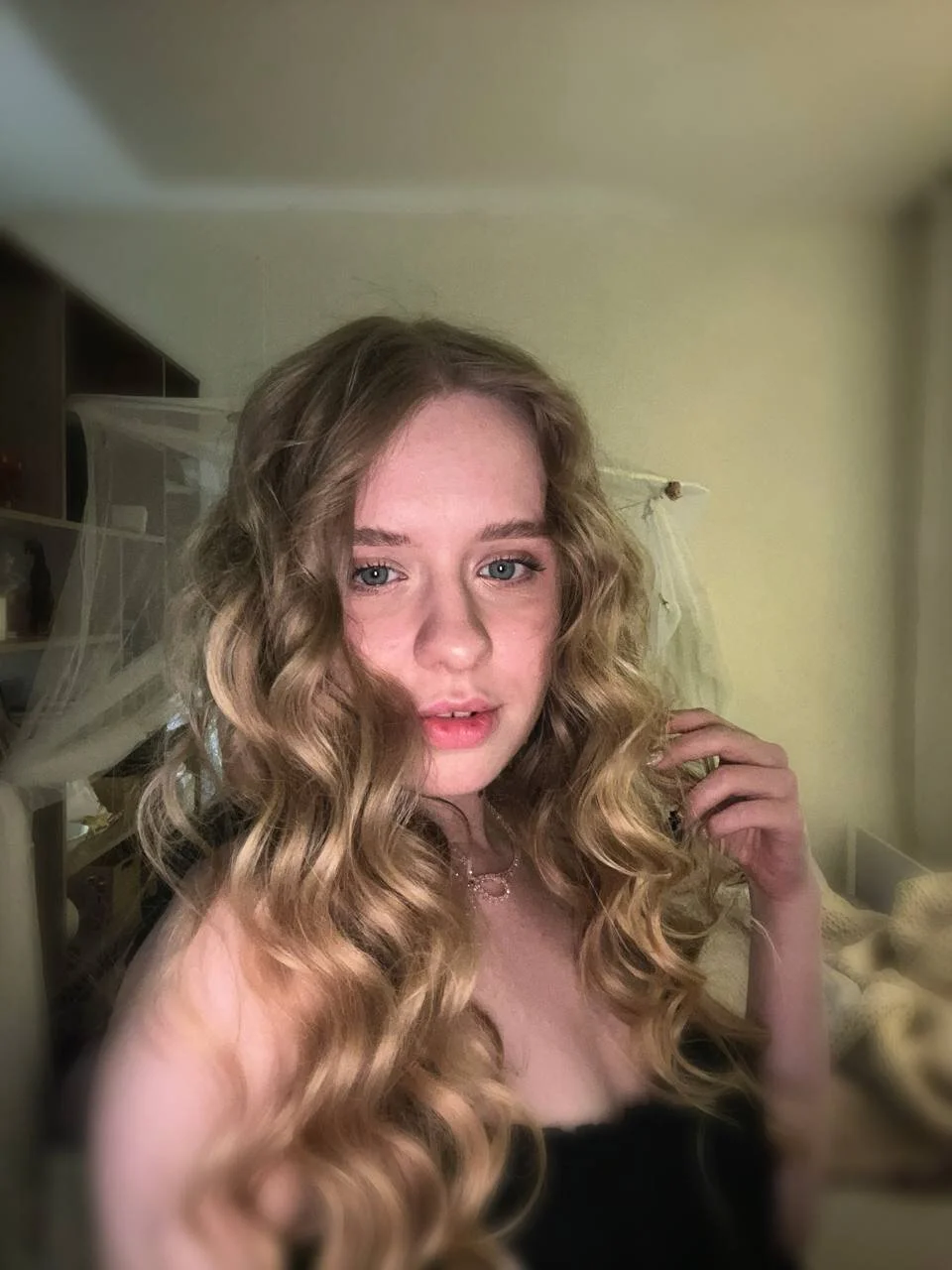 XXX Porn Photo of Nude Victori_Fox 2