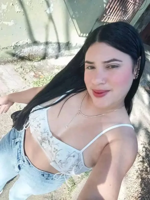 XXX Porn Photo of Nude yeilamassbig 11