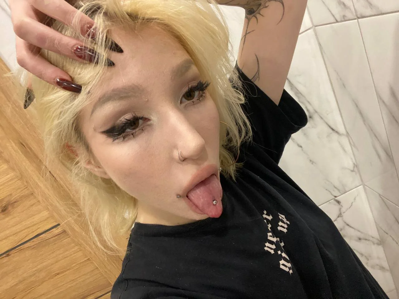 XXX Porn Photo of Nude SallyCha 3
