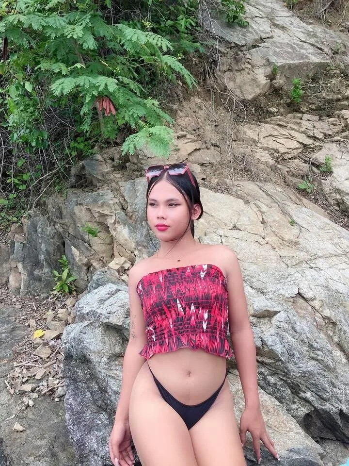 XXX Porn Photo of Nude AshGrand 5