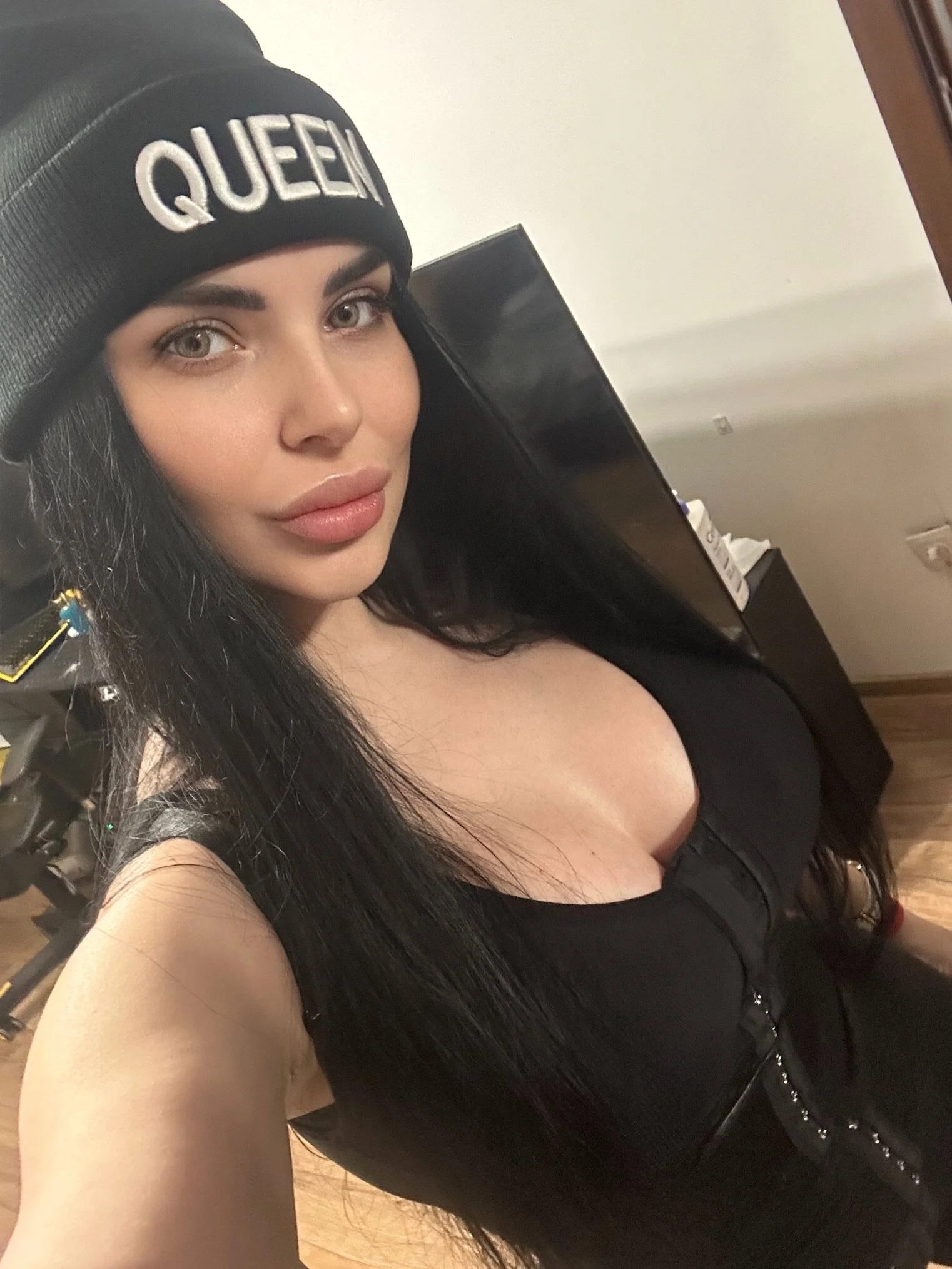 XXX Porn Photo of Nude CharmingChriss 4