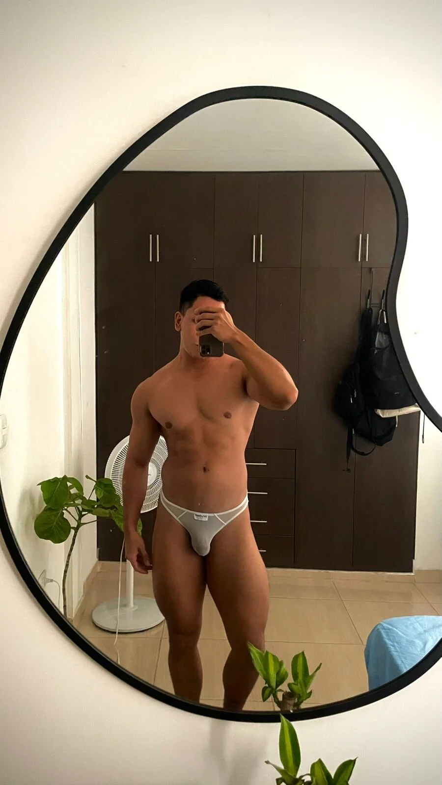 XXX Porn Photo of Nude Lucio__Fox 36