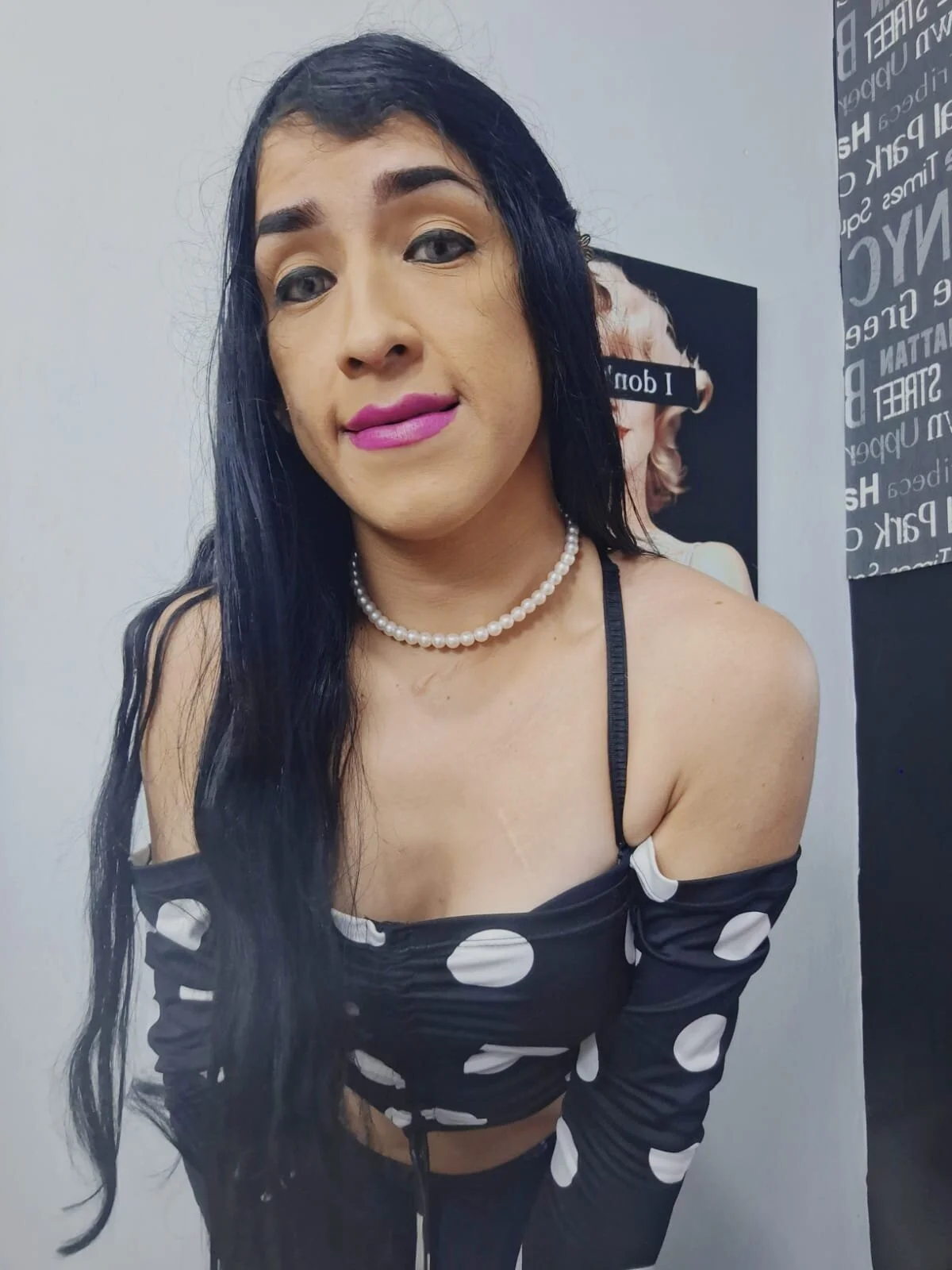 XXX Porn Photo of Nude _nicolehotshemale 440