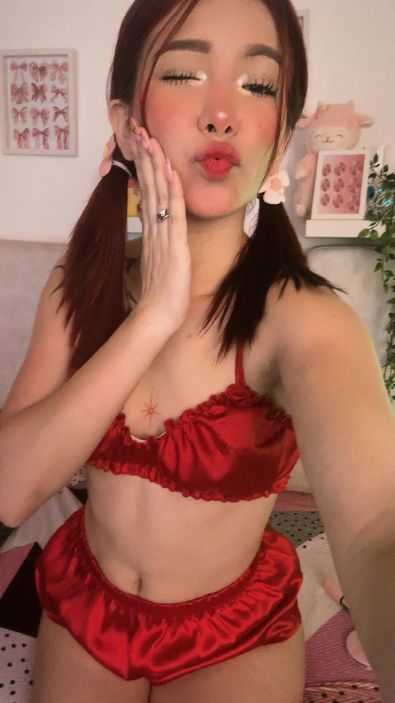 XXX Porn Photo of Nude Hanni_Dulce 17