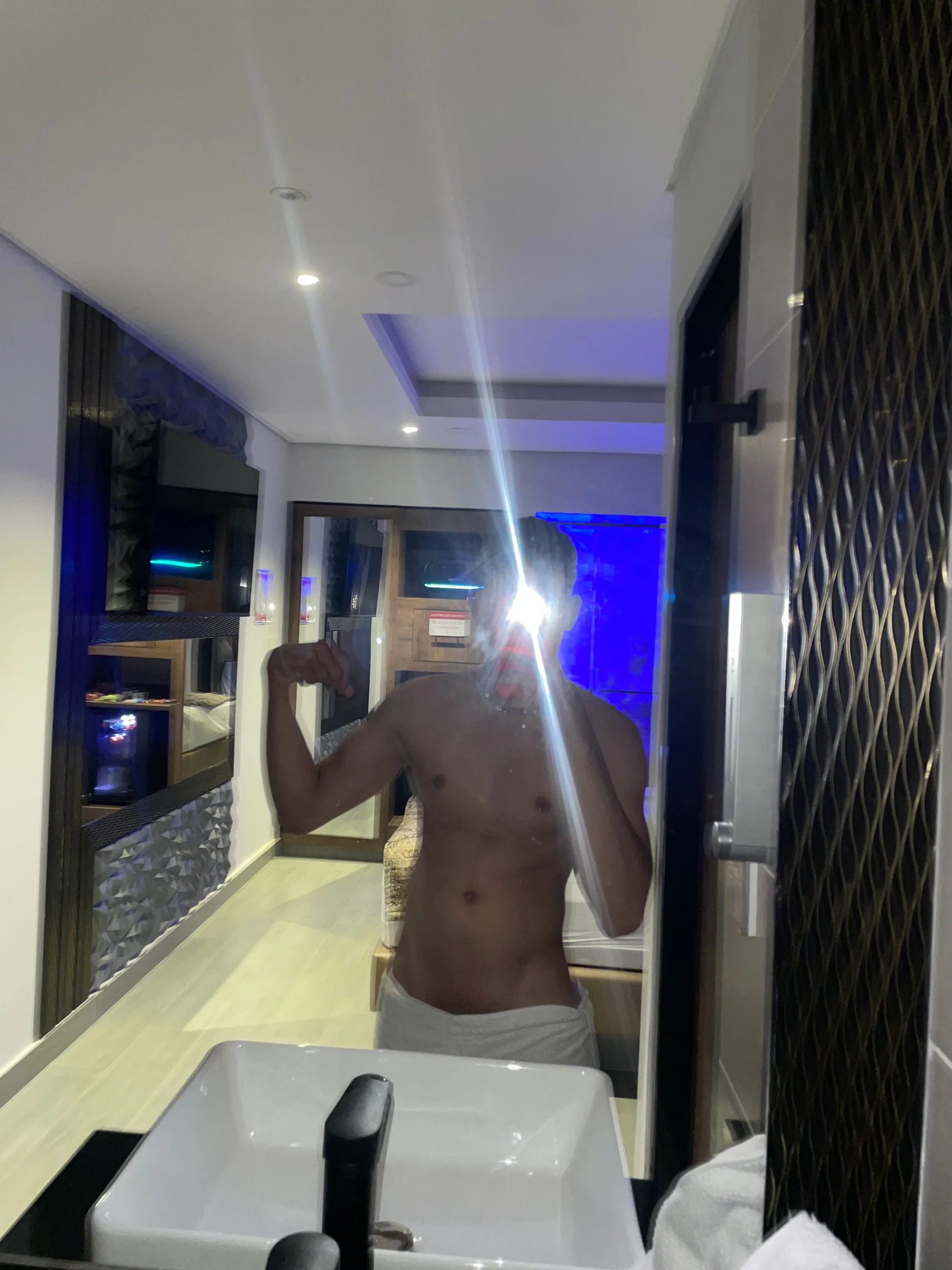 XXX Porn Photo of Nude Pedro_Luxx 24