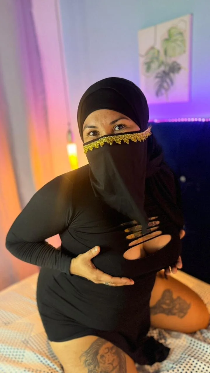 XXX Porn Photo of Nude nadia_tarik 4