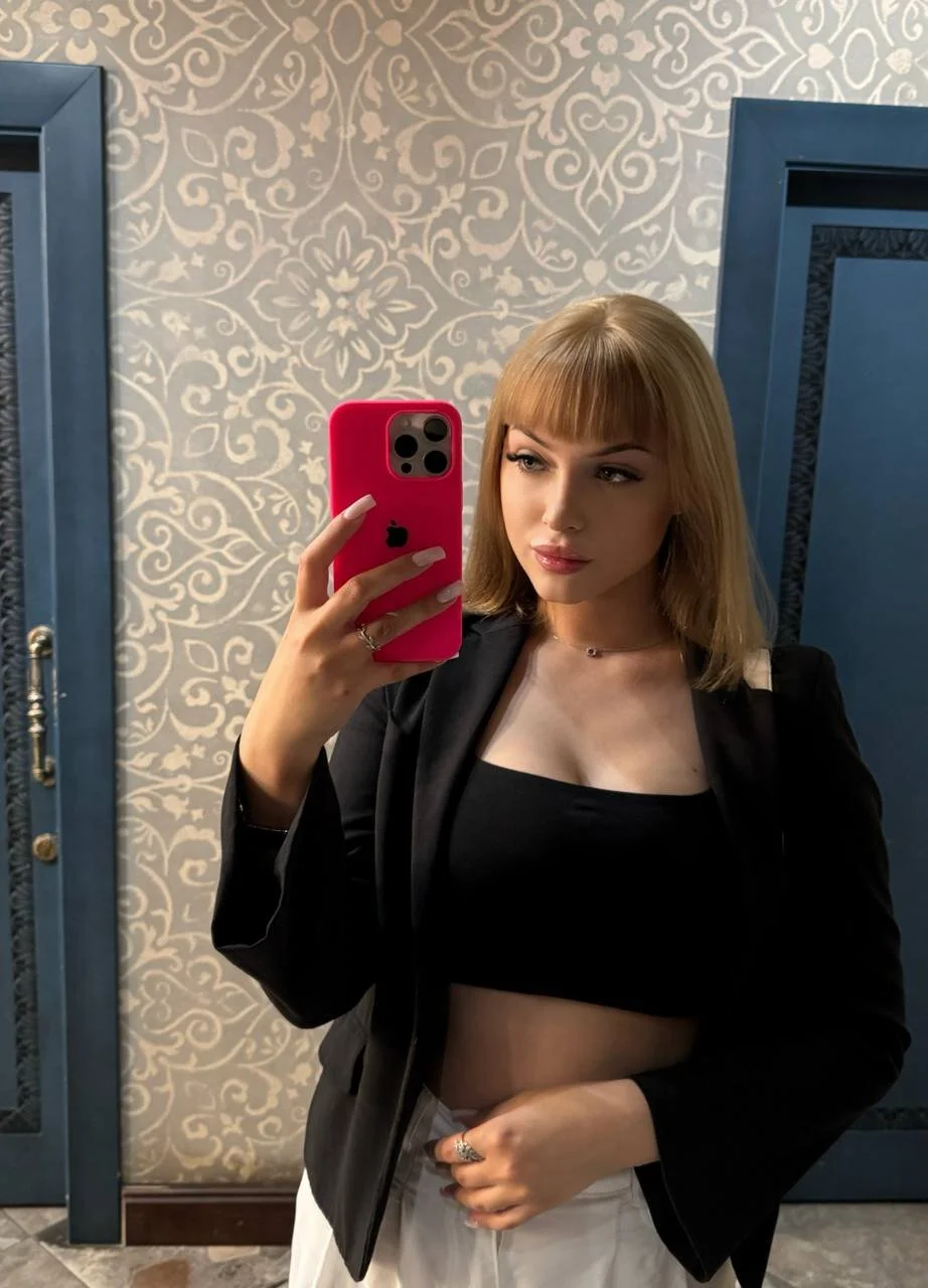 XXX Porn Photo of Nude KateDolphin 147