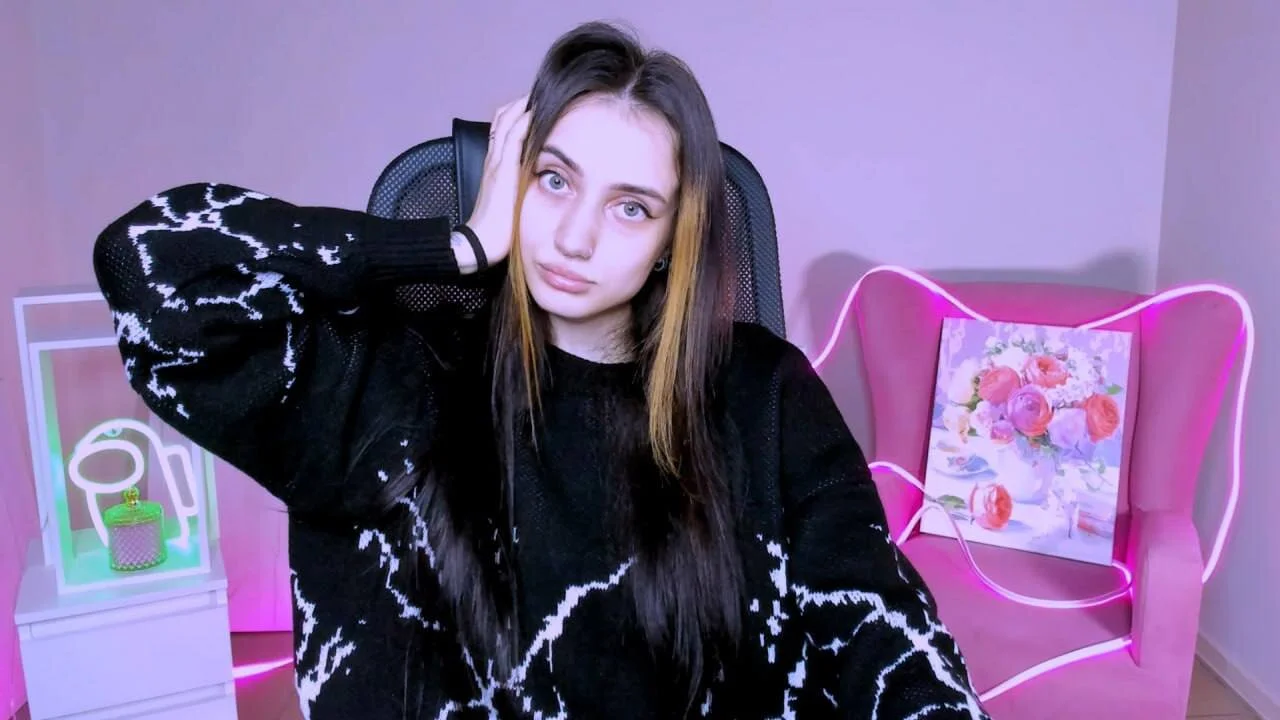 XXX Porn Photo of Nude olivianorton 5