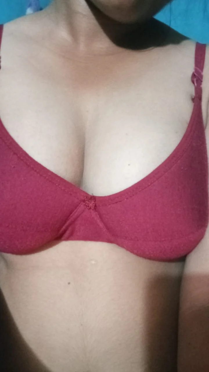 XXX Porn Photo of Nude Queen_suman 2