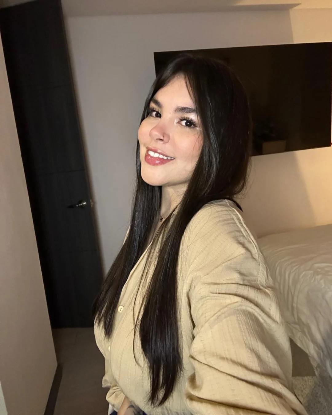 XXX Porn Photo of Nude Isabella_LaRue 4