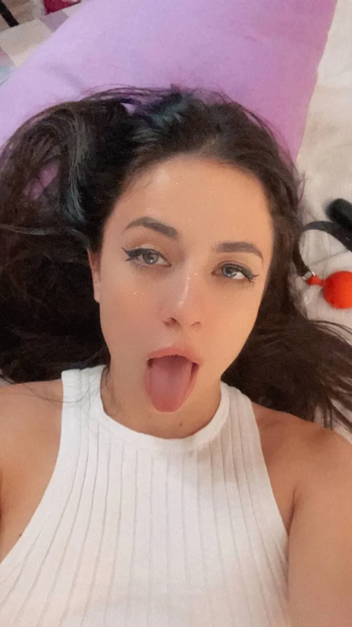XXX Porn Photo of Nude PartyQqHouse 8