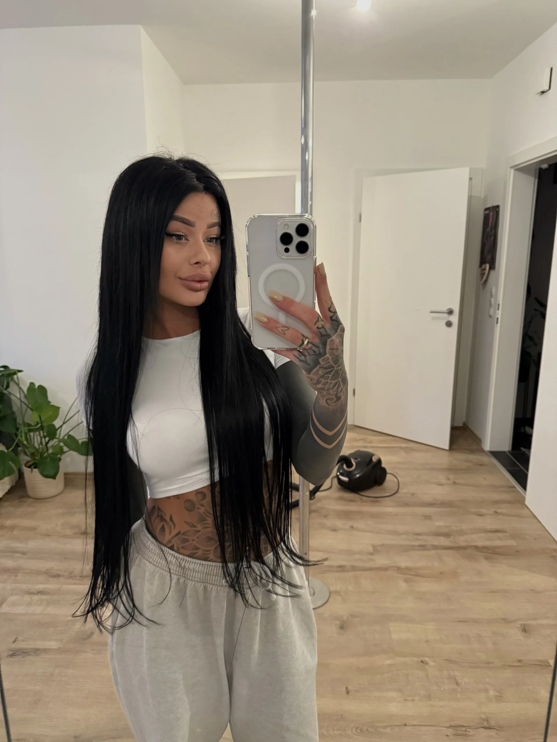 XXX Porn Photo of Nude bambixboo 13