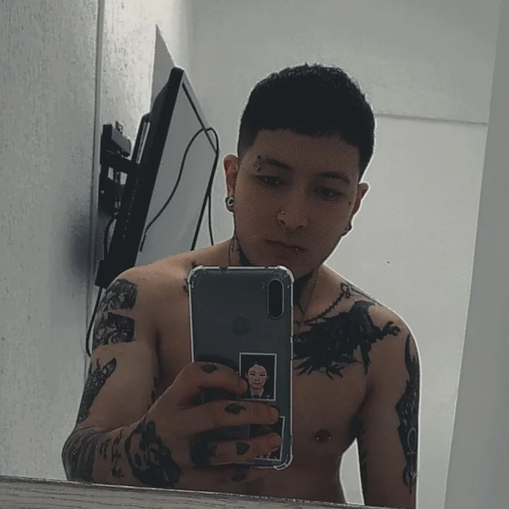 XXX Porn Photo of Nude princeFtm 15