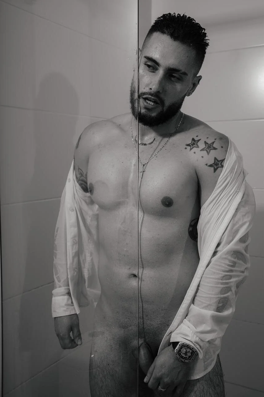 XXX Porn Photo of Nude dominic_de_luca 42