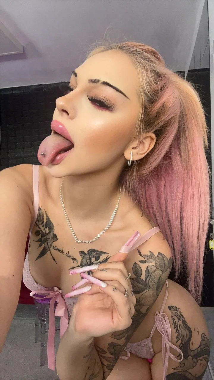 XXX Porn Photo of Nude ValerieIce 6