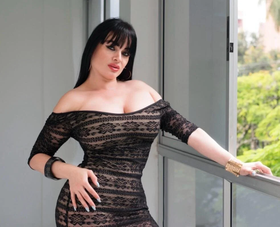XXX Porn Photo of Nude CharlotteAngelss_ 32