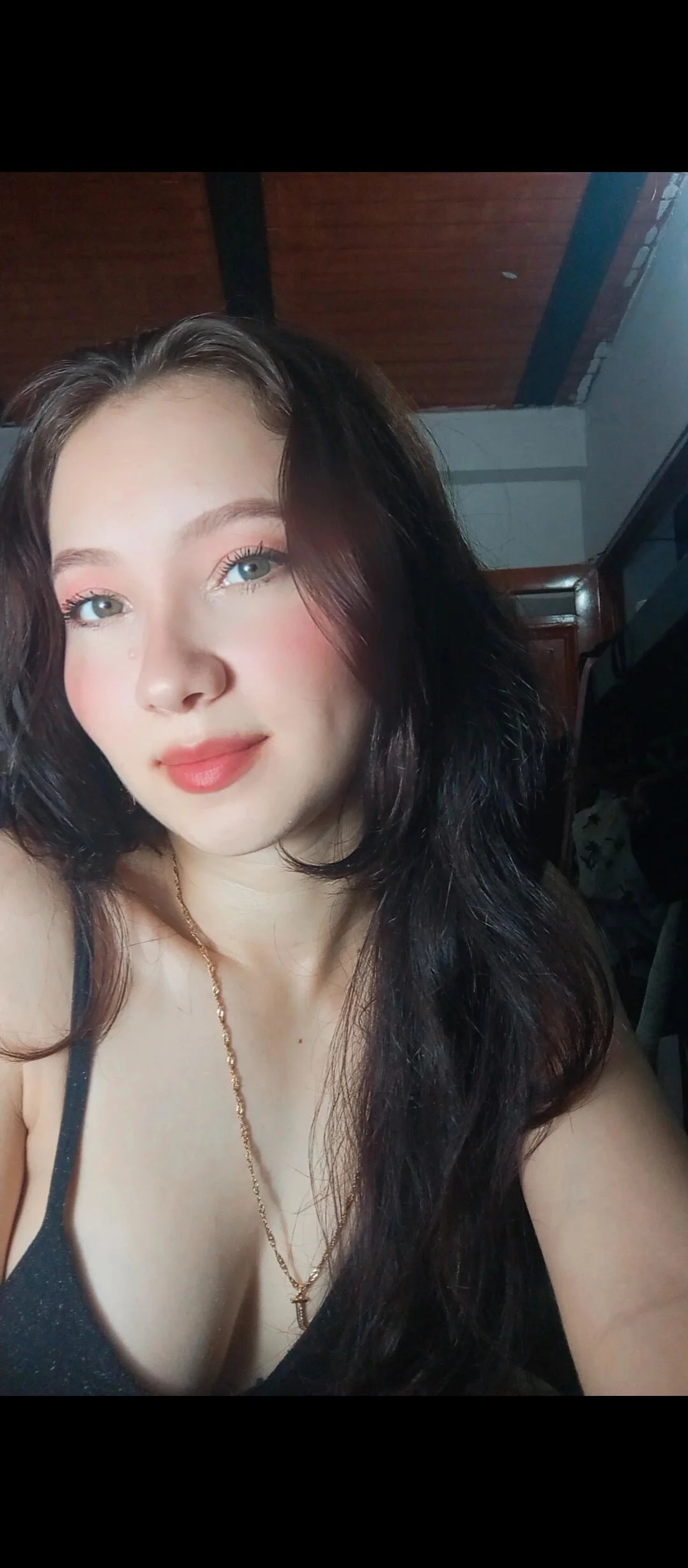 XXX Porn Photo of Nude Mini-Goddess 6