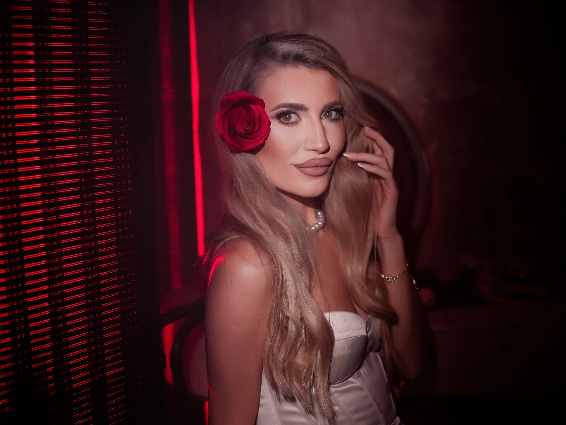 XXX Porn Photo of Nude EvellineClaire 23