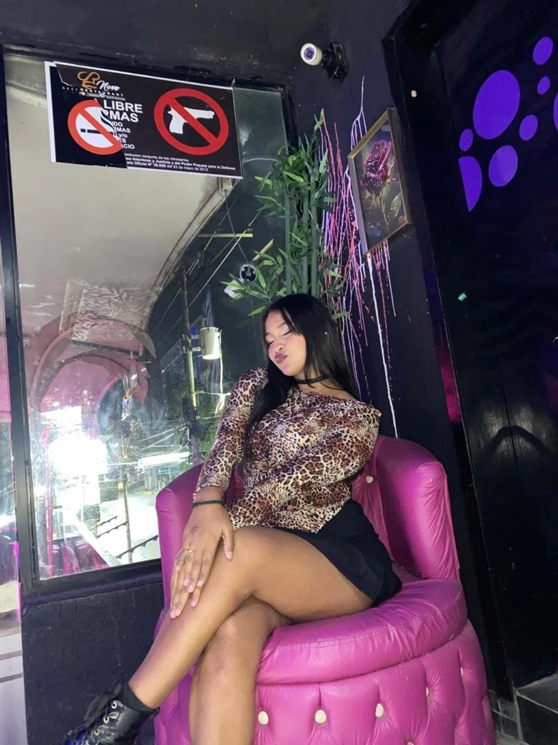 XXX Porn Photo of Nude Yara_Shine_pm 19