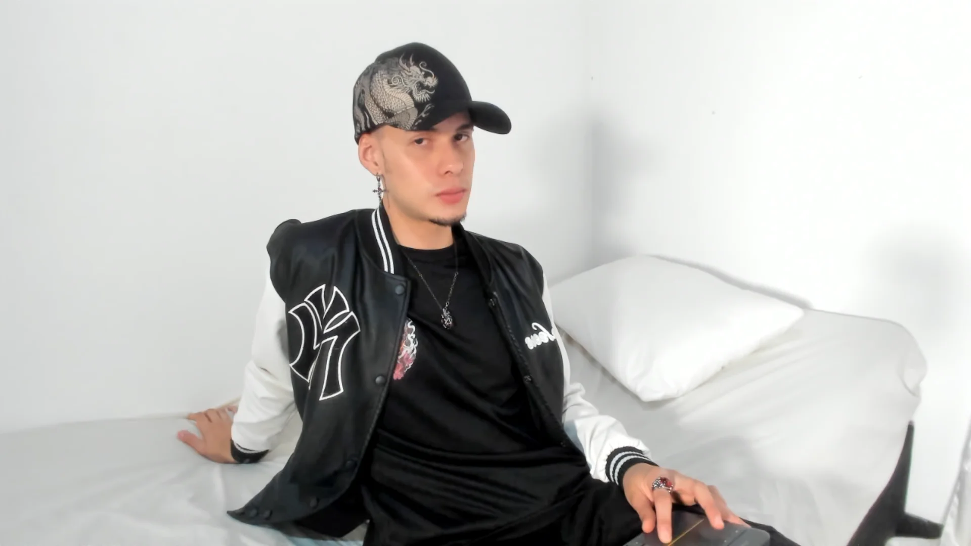 XXX Porn Photo of Nude Vlad__night 38
