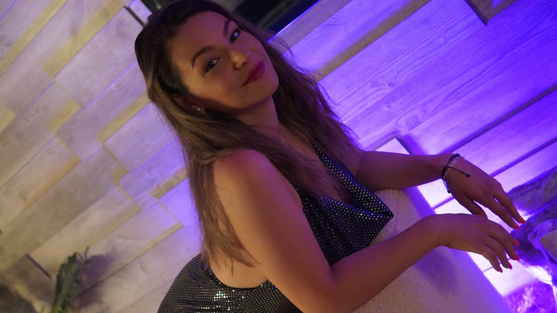 XXX Porn Photo of Nude AvaCherry 19