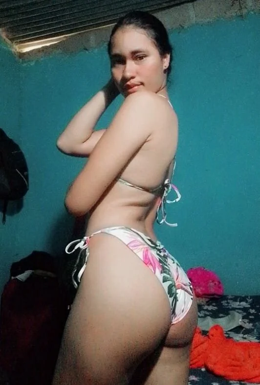 XXX Porn Photo of Nude TamaraaFoxx 2