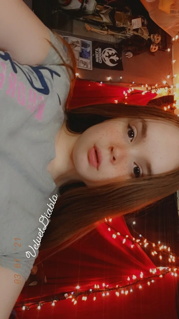 XXX Porn Photo of Nude VelvetDiablo 21