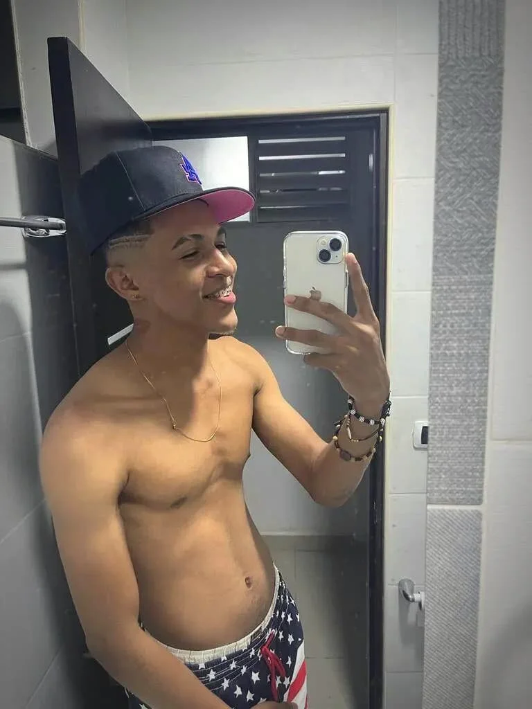 XXX Porn Photo of Nude NeyDavid142 2