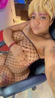 XXX Porn Photo of Nude SWEETVICKY_XX 1