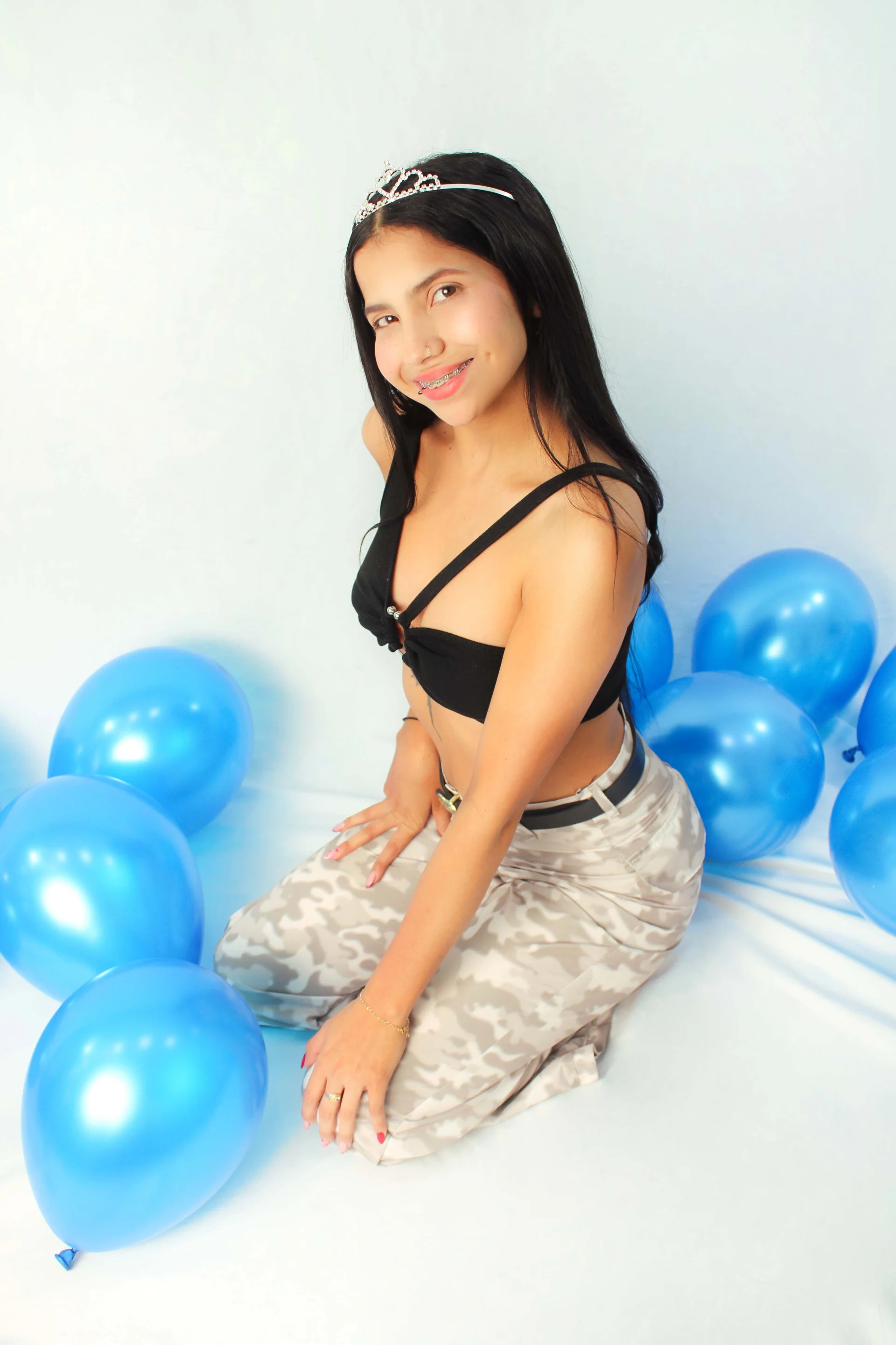 XXX Porn Photo of Nude TATIGOLD2 25