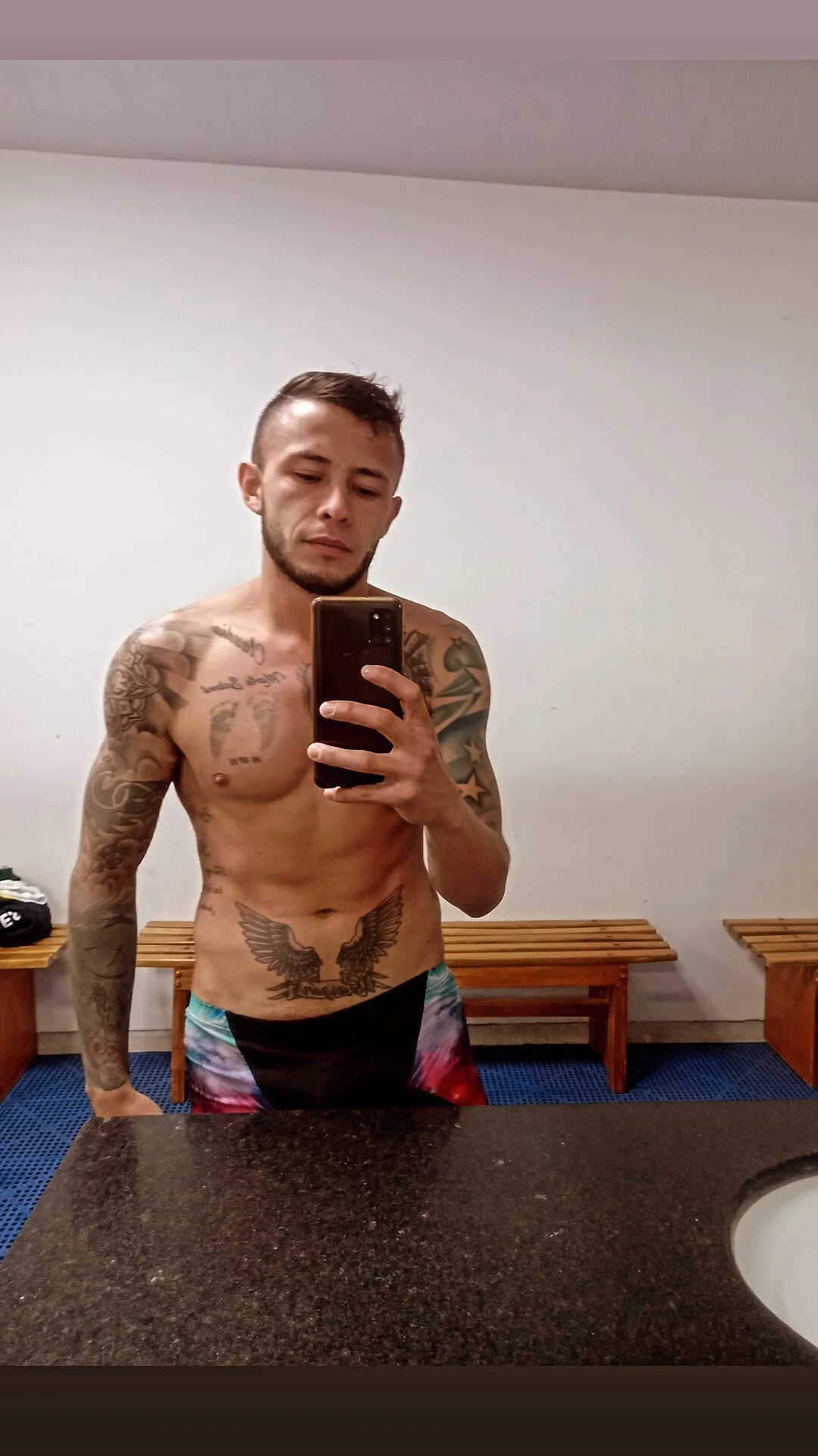 XXX Porn Photo of Nude sebastian_horny 25