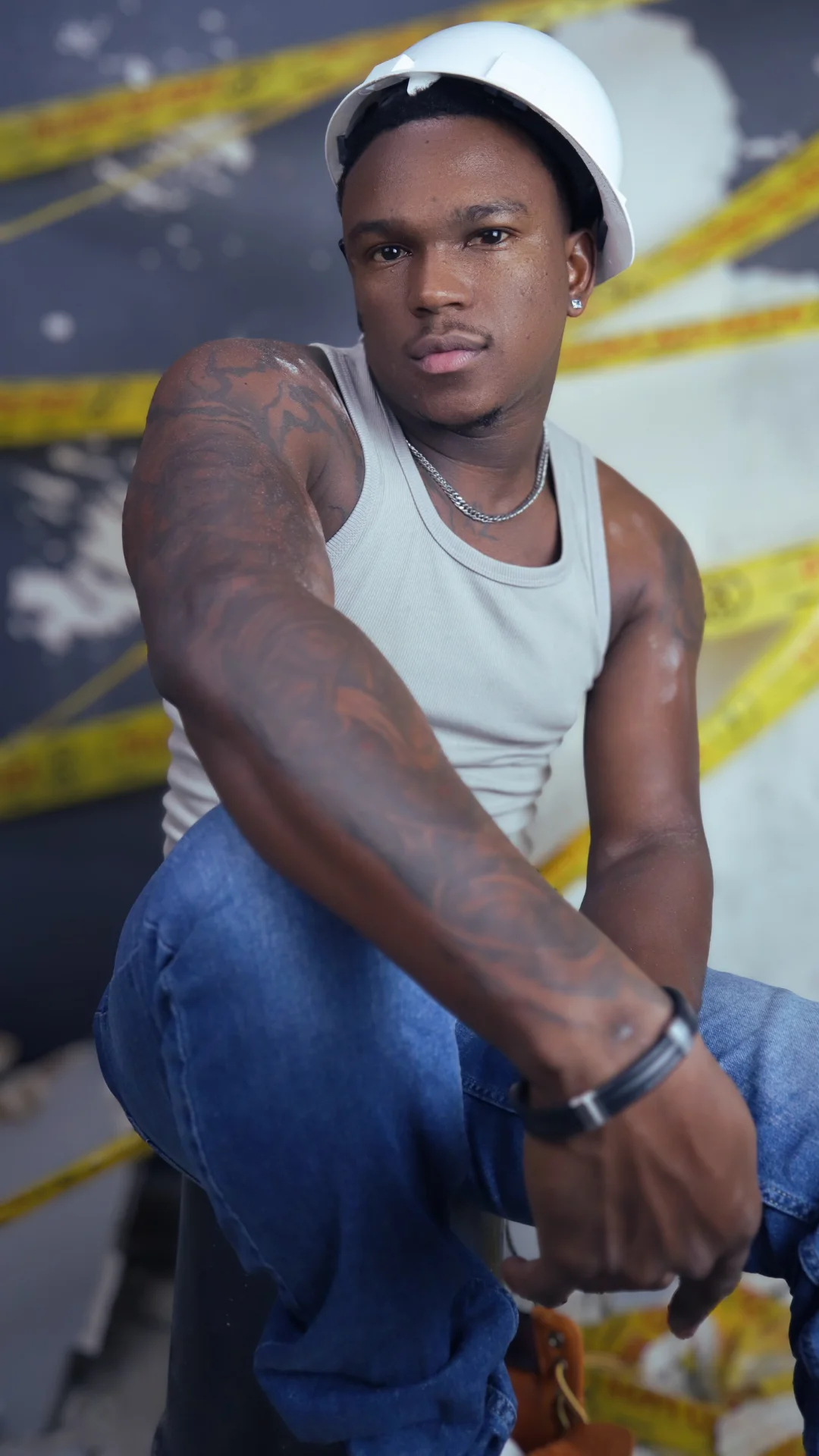 XXX Porn Photo of Nude Troykhalil 28