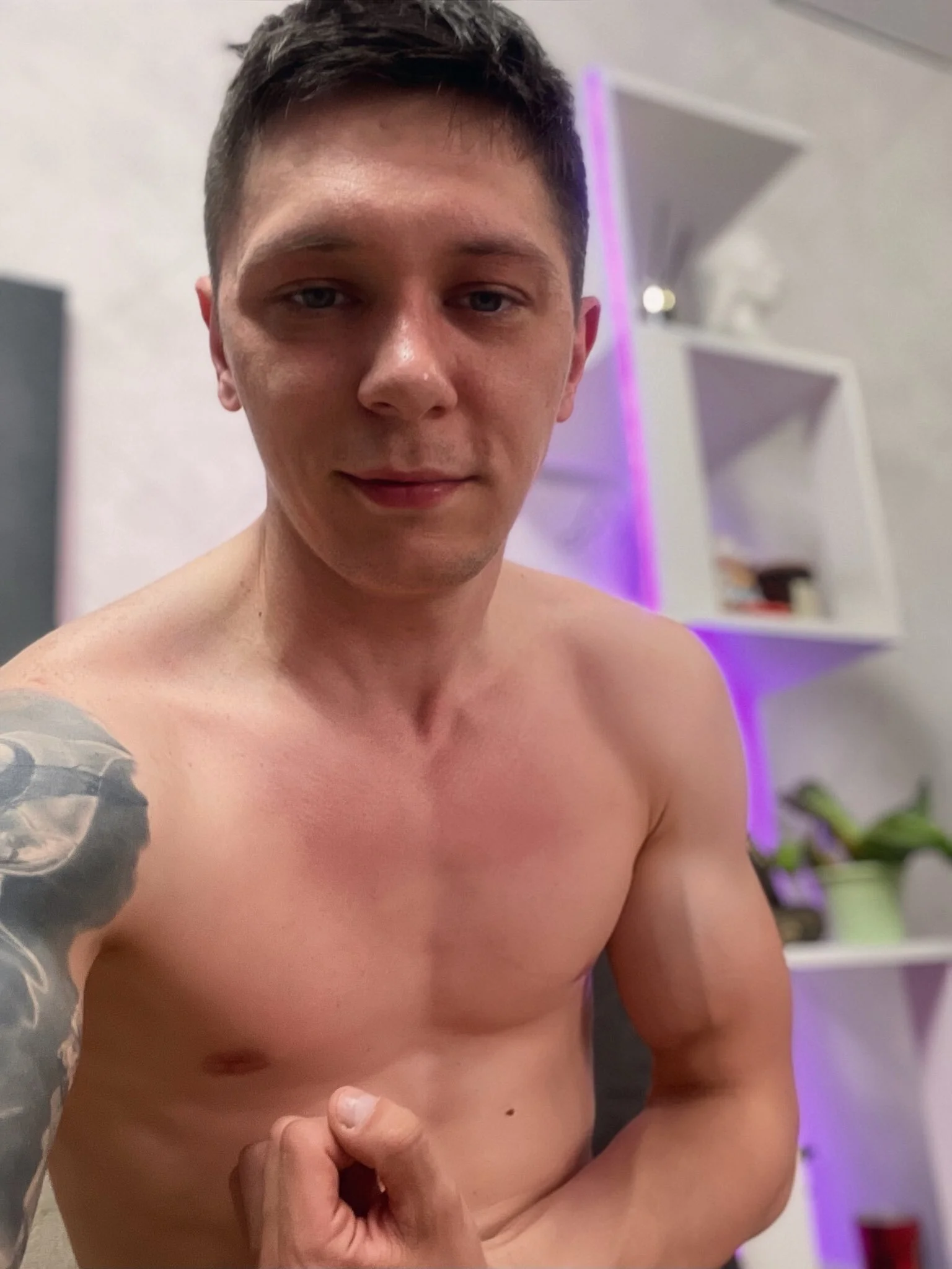 XXX Porn Photo of Nude Jon_jon20 6