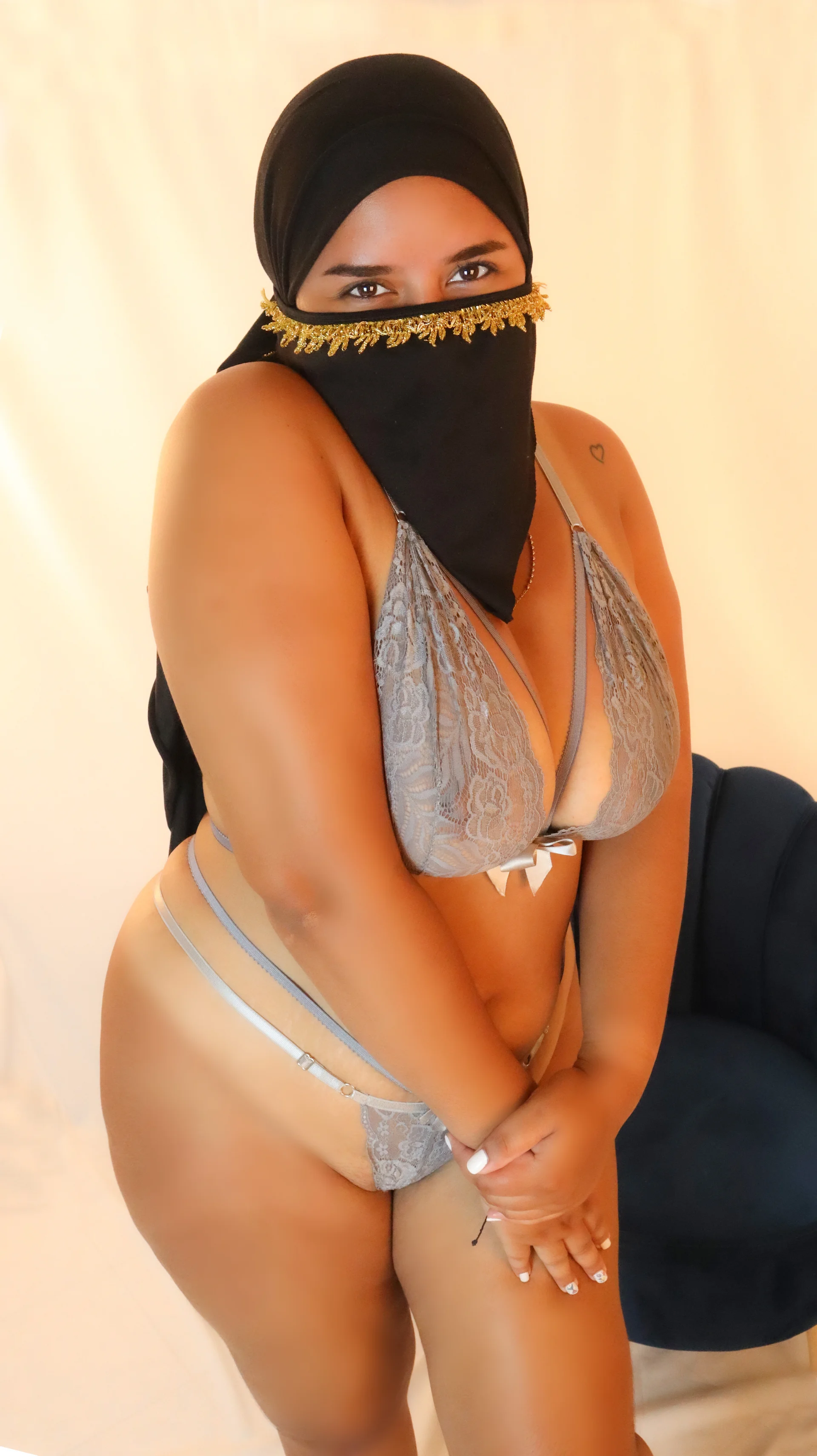 XXX Porn Photo of Nude Amani_Bakir 24
