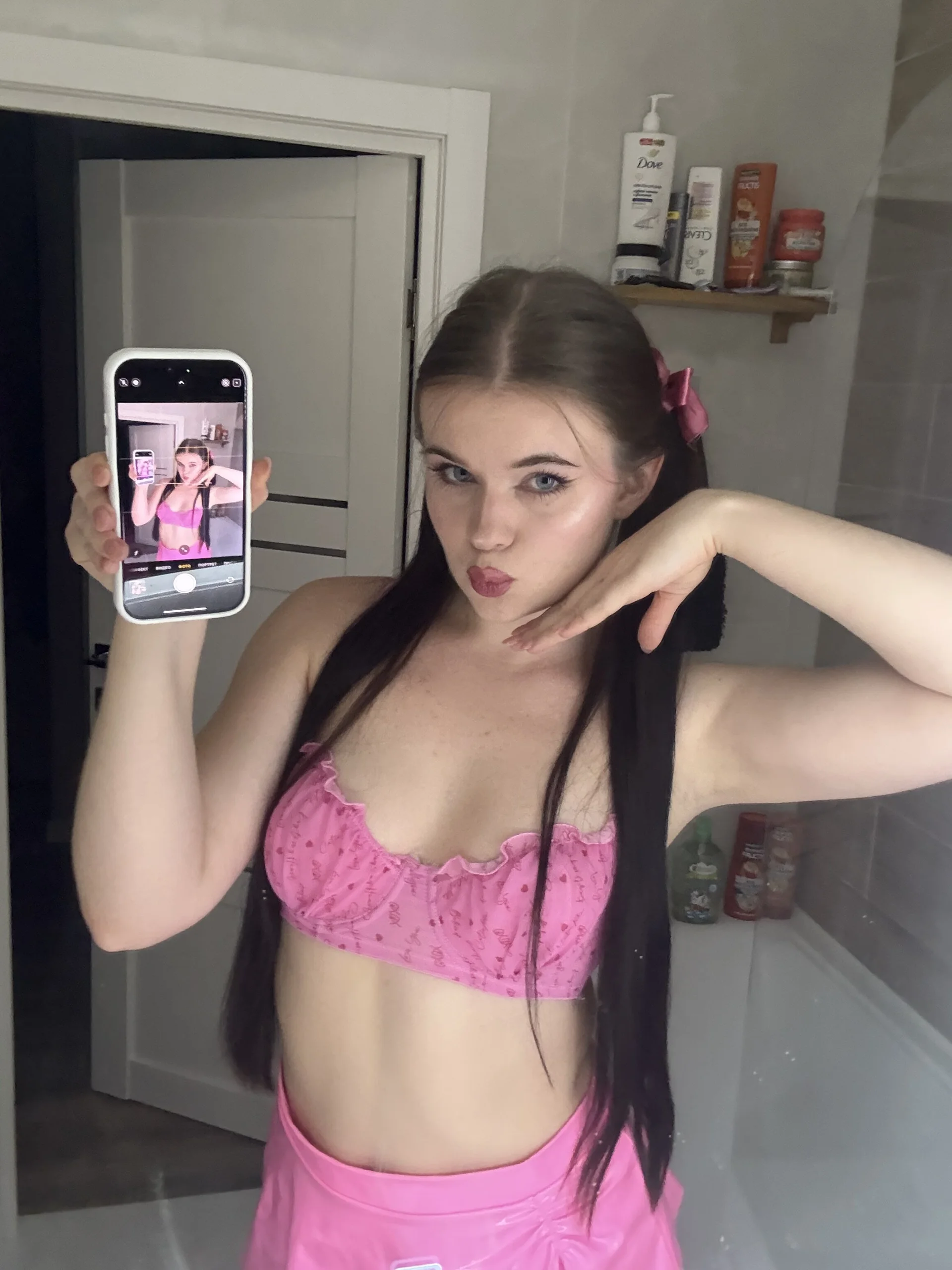 XXX Porn Photo of Nude AlexaButttler 13