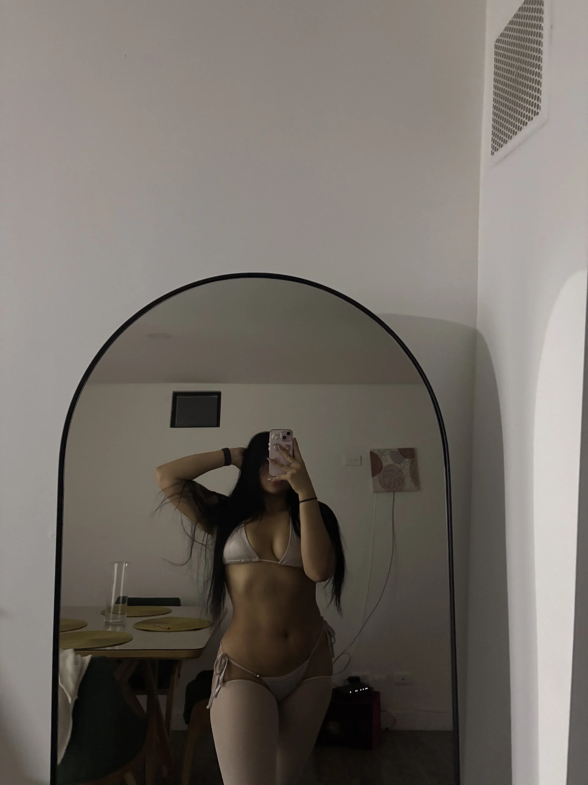 XXX Porn Photo of Nude Queen_liana 45