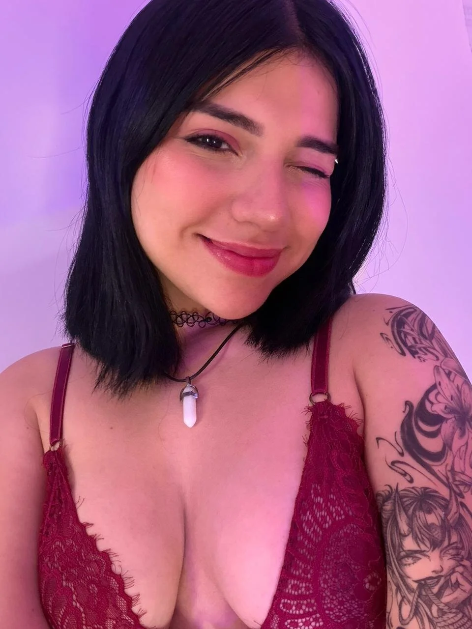 XXX Porn Photo of Nude AriNoir 3
