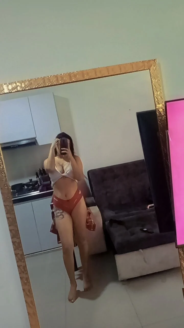 XXX Porn Photo of Nude Queencocoa1 2