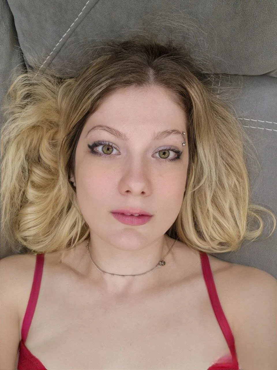 XXX Porn Photo of Nude Foxy_Bright 8