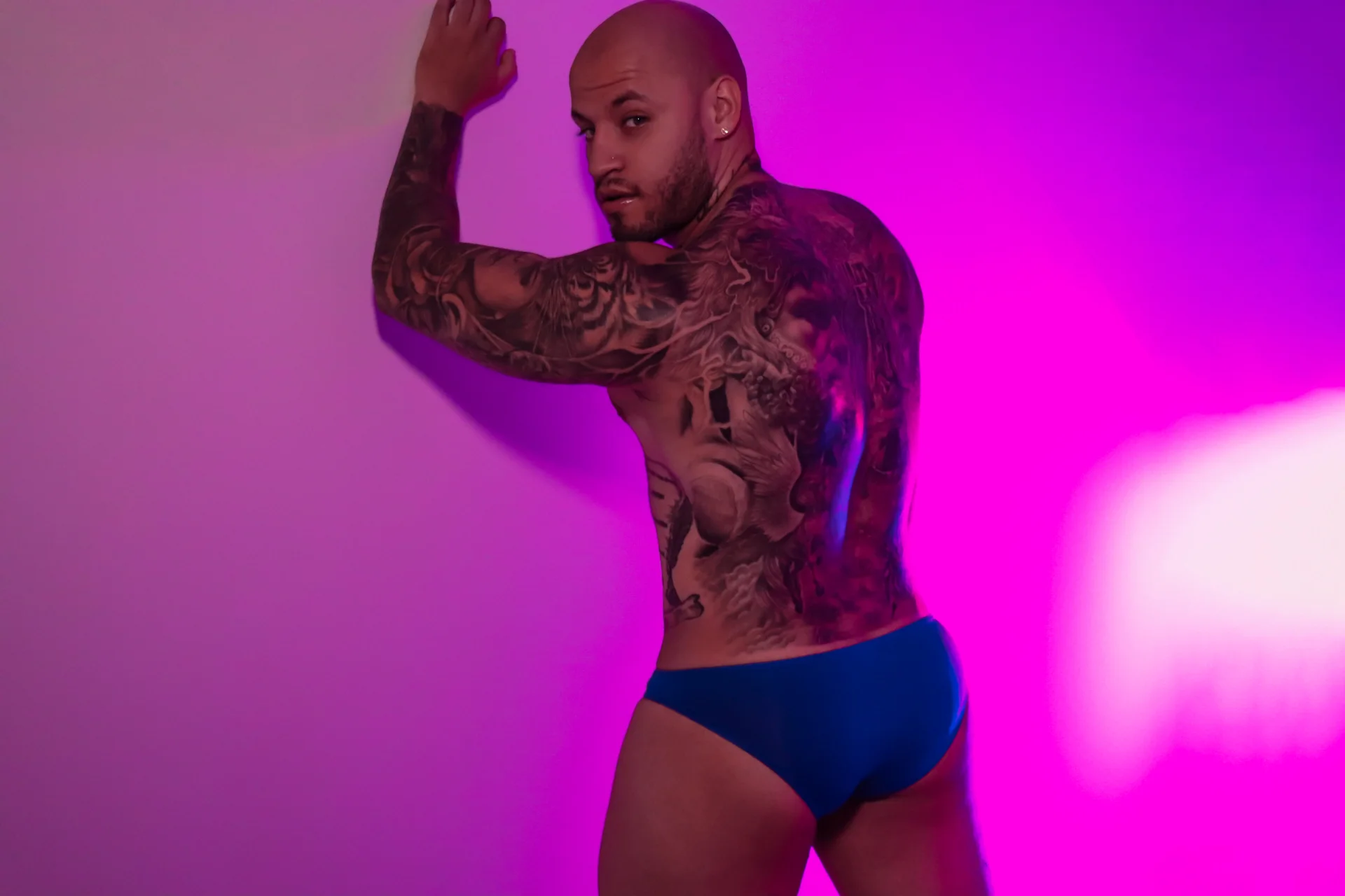 XXX Porn Photo of Nude dereckgreen 24