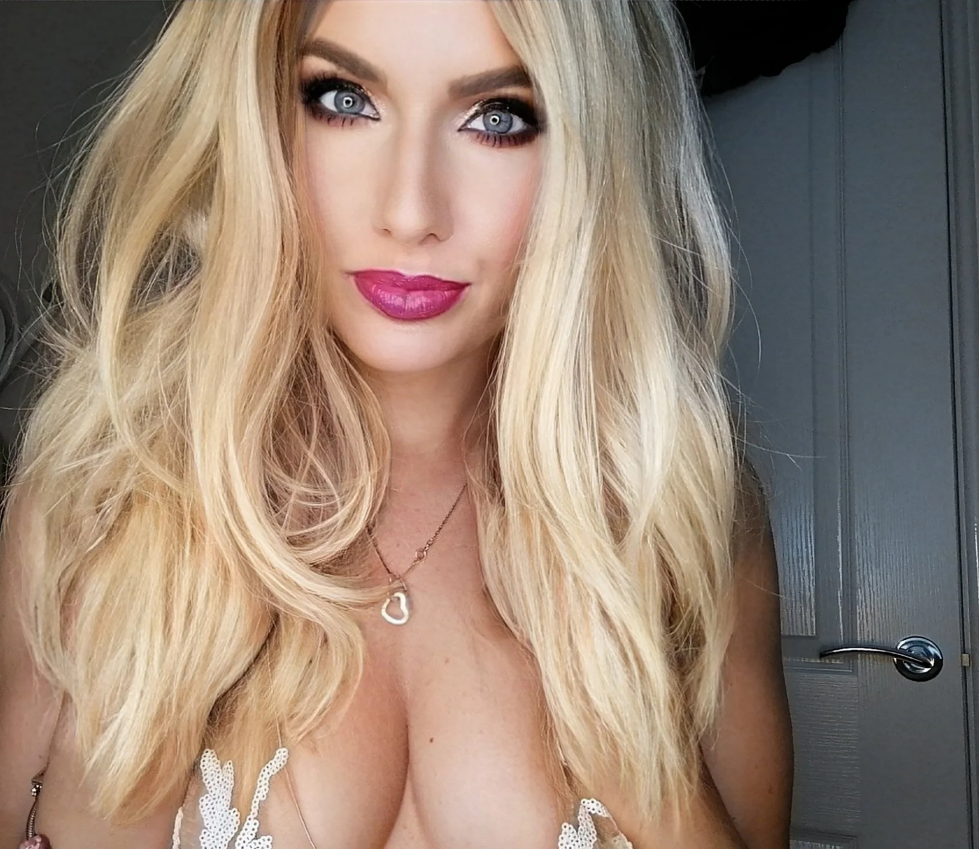 XXX Porn Photo of Nude Tinkerbell822 2