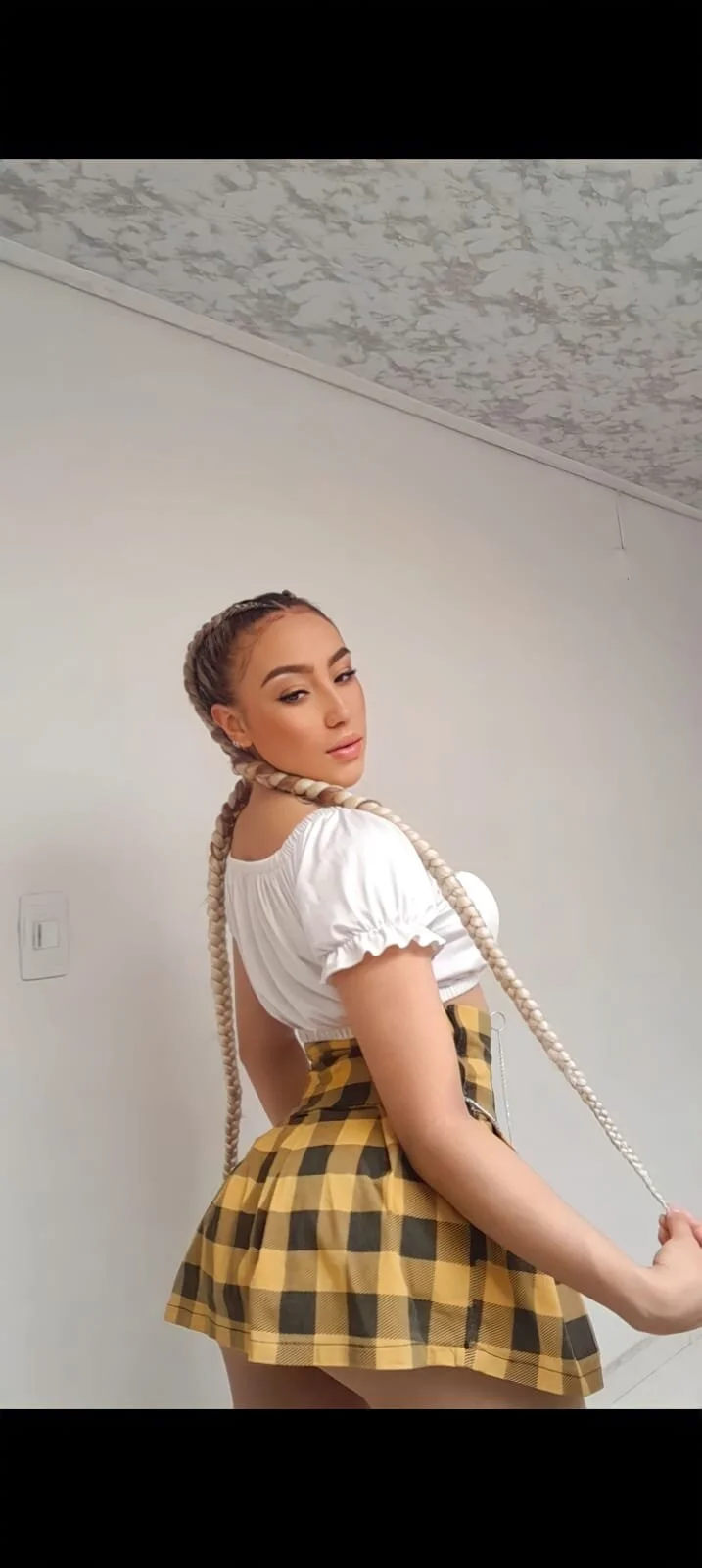 XXX Porn Photo of Nude 1m_megan 1