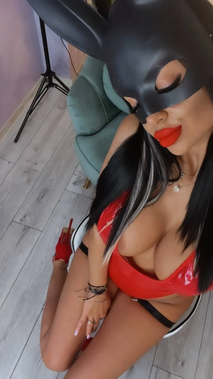 XXX Porn Photo of Nude LatinaMorene 4