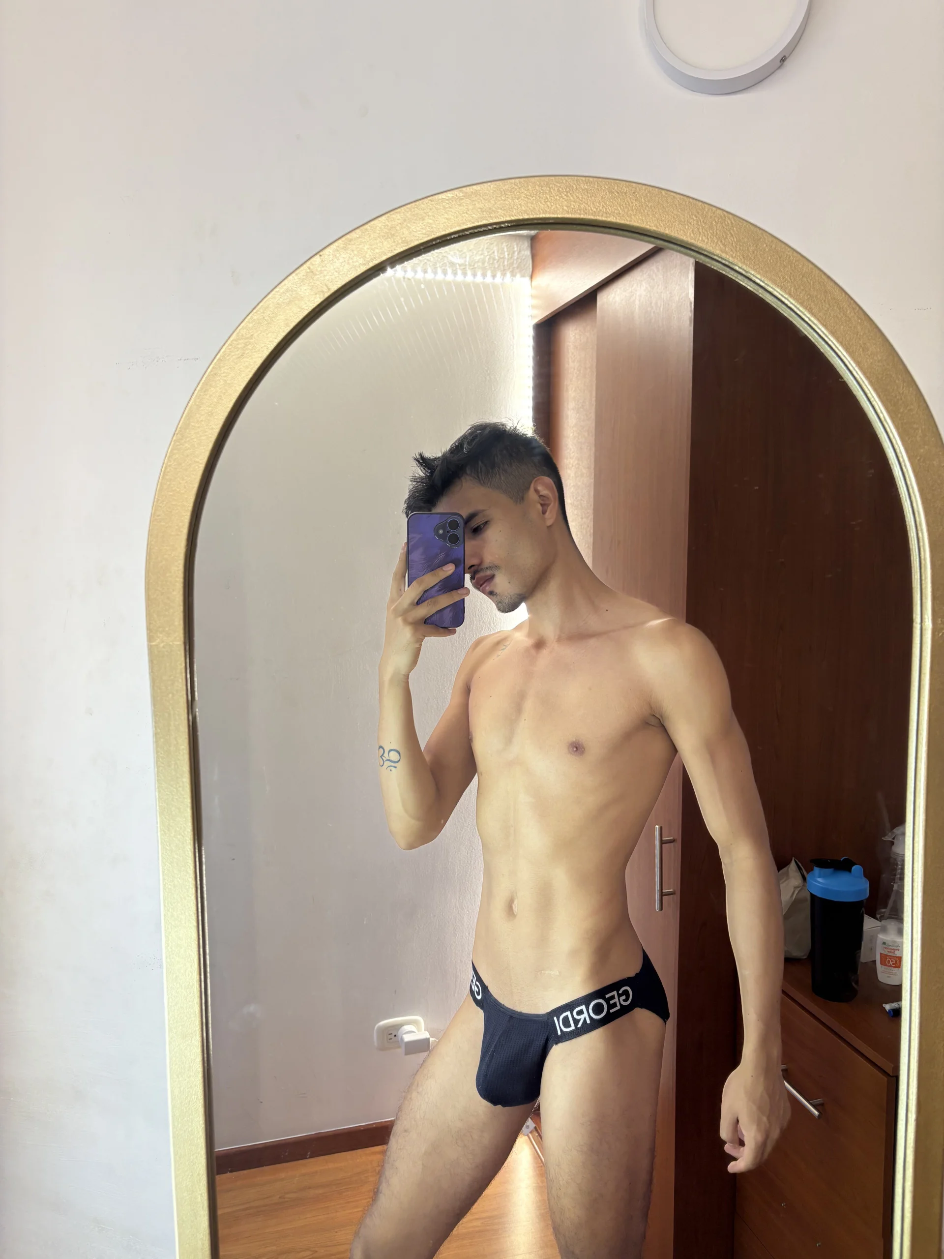 XXX Porn Photo of Nude diego_latino 7